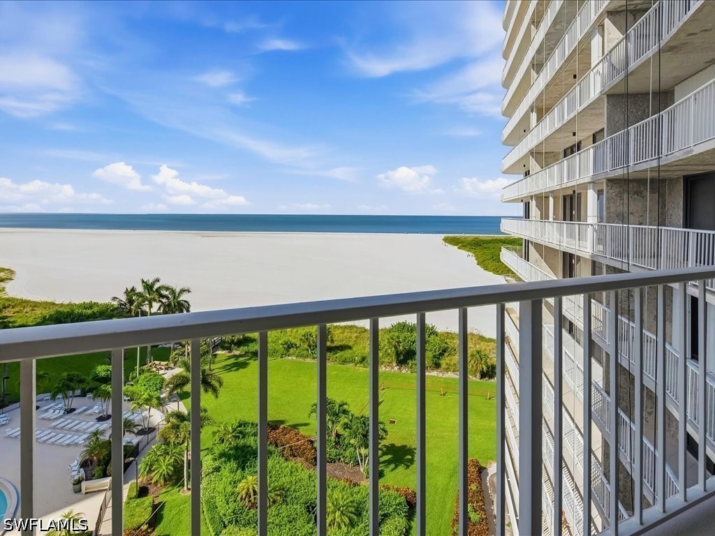 2 Bed Waterfront Home for Sale in Marco Island, photo 9