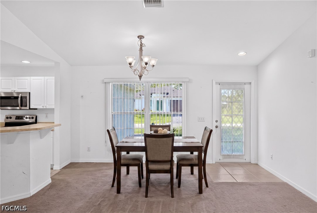3 Bed SingleFamilyResidence for Sale in Lehigh Acres, photo 9