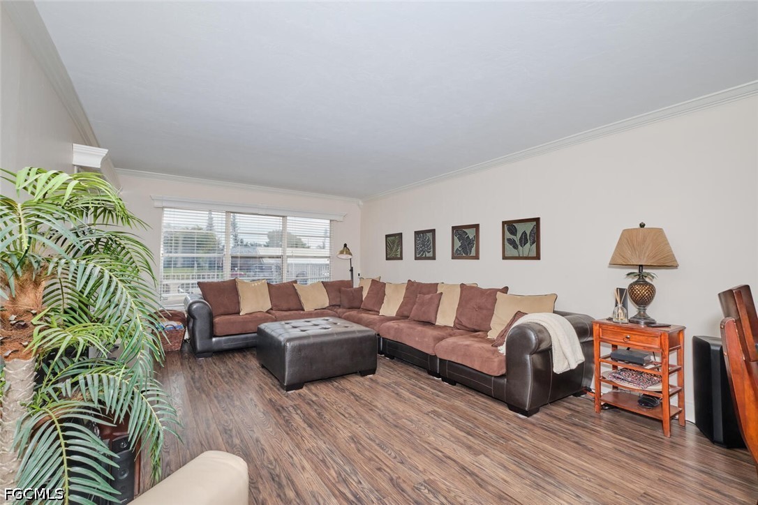 2 Bed Waterfront Home for Sale in Cape Coral, photo 9