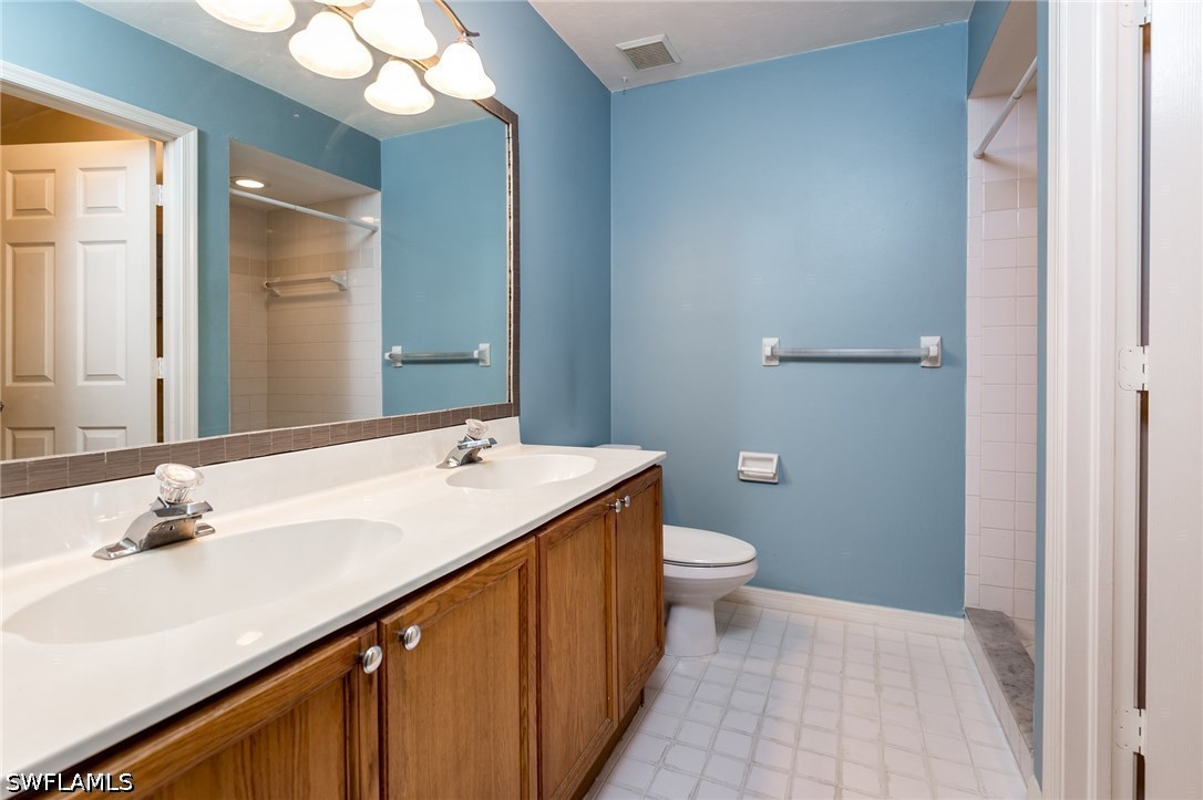 2 Bed Condominium for Sale in Pine Haven Condo, photo 9