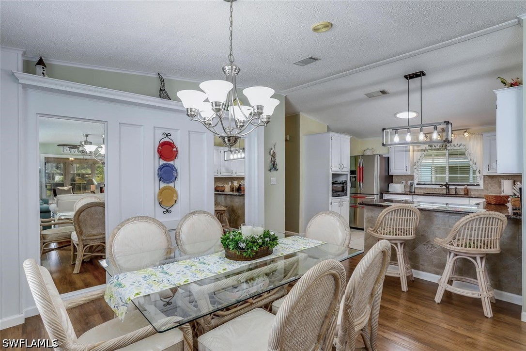 2 Bed Waterfront Home for Sale in Bonita Springs, photo 9