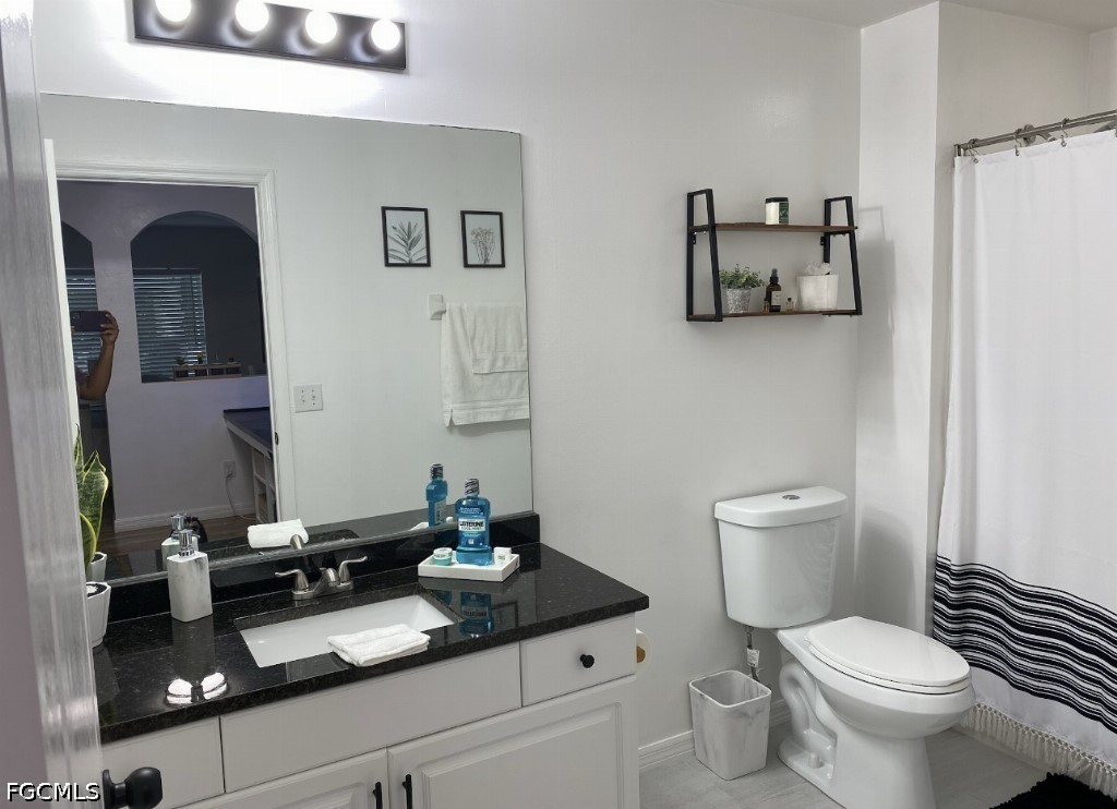 3 Bed Pool Home for Sale in Lehigh Acres, photo 9