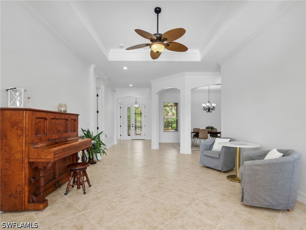 5 Bed Pool Home for Sale in Bella Terra, photo 9
