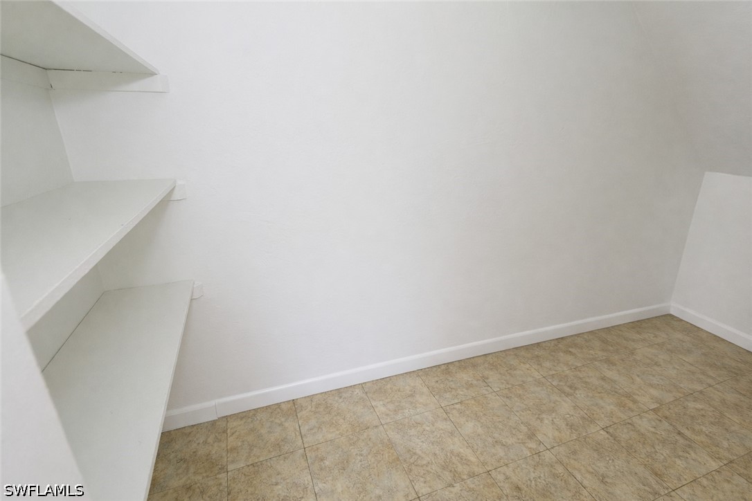 2 Bed Condominium for Sale in Fort Myers, photo 9