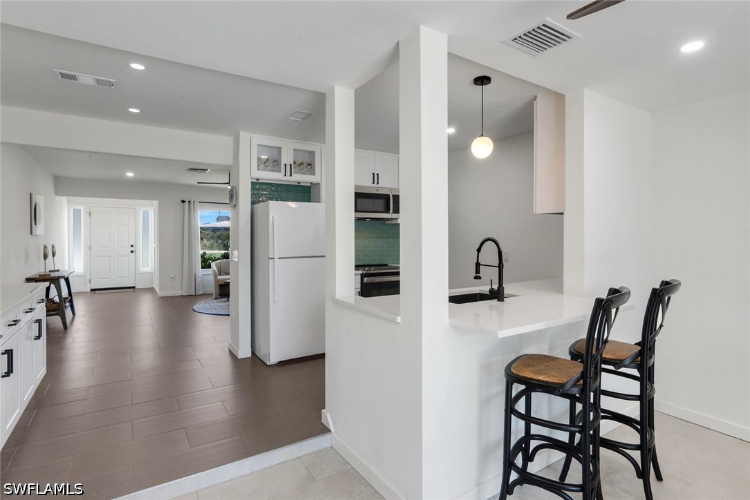 3 Bed Pool Home for Sale in Bonita Shores, photo 9