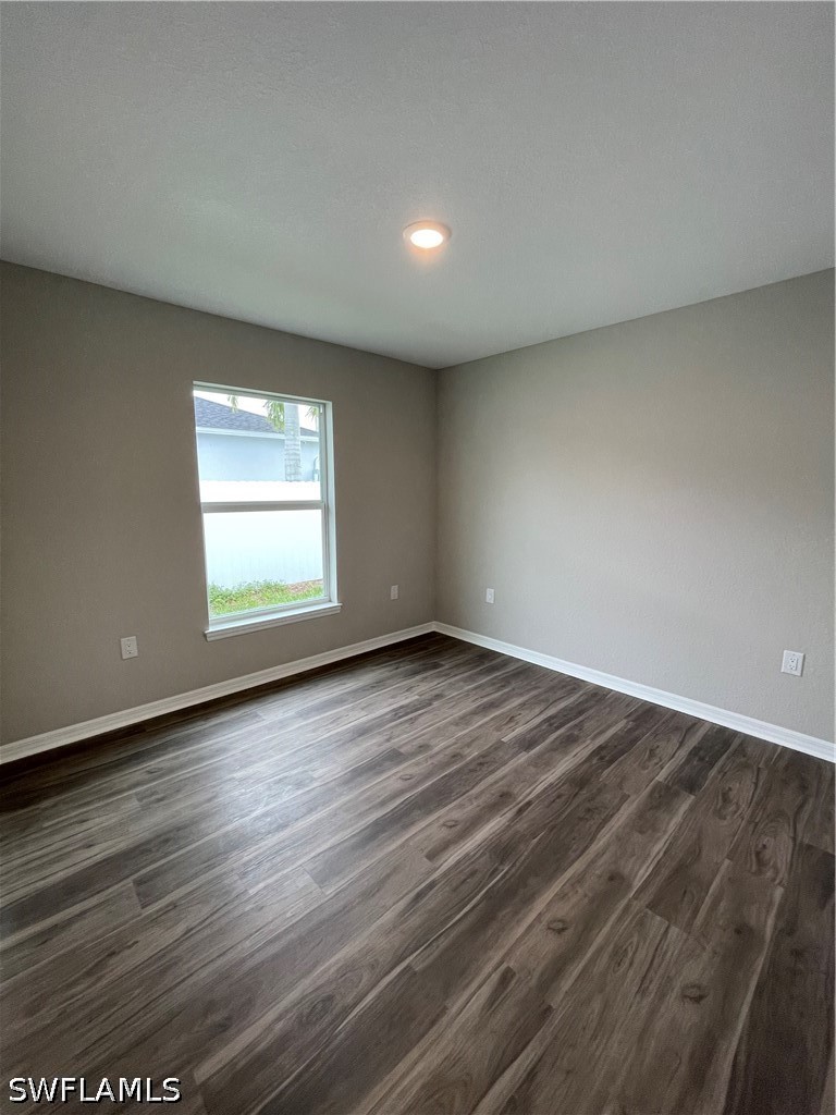 4 Bed SingleFamilyResidence for Sale in Cape Coral, photo 9