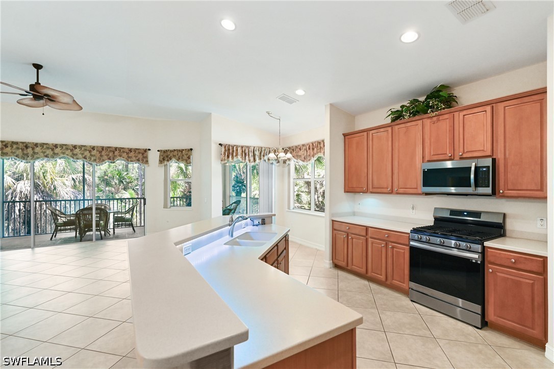 3 Bed Condominium for Sale in Bimini Bay, photo 9