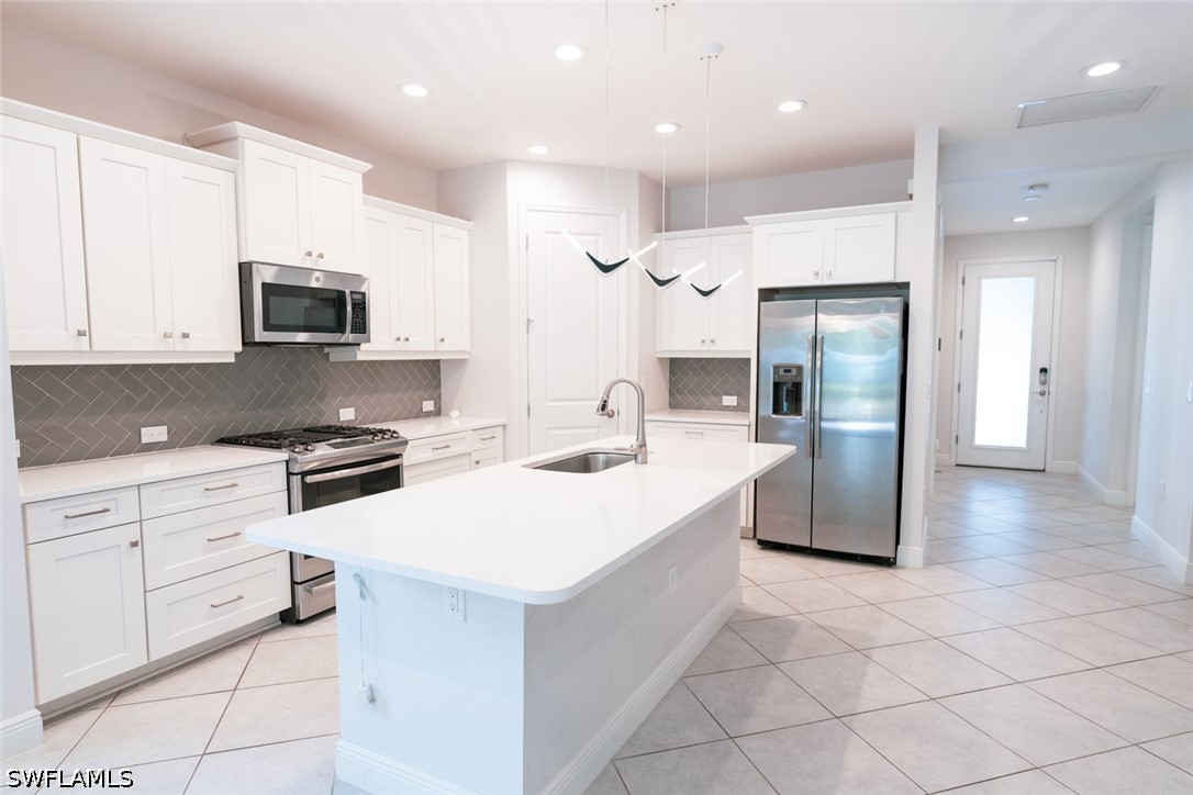 2 Bed Attached for Sale in Naples, photo 9