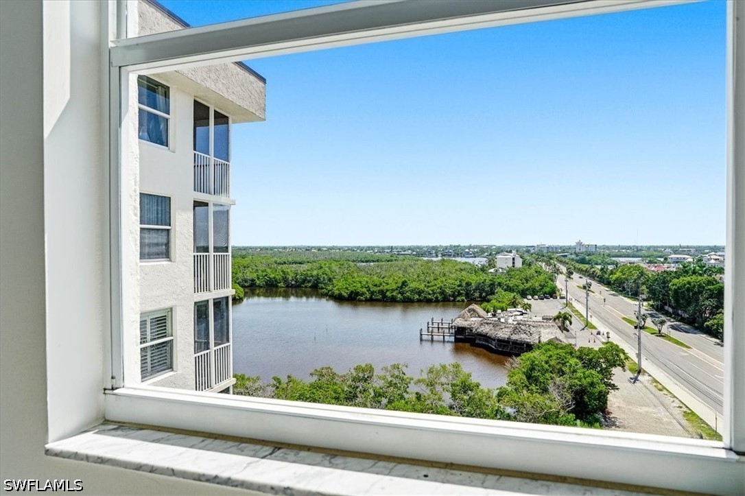 1 Bed Condominium for Sale in Bonita Springs, photo 9