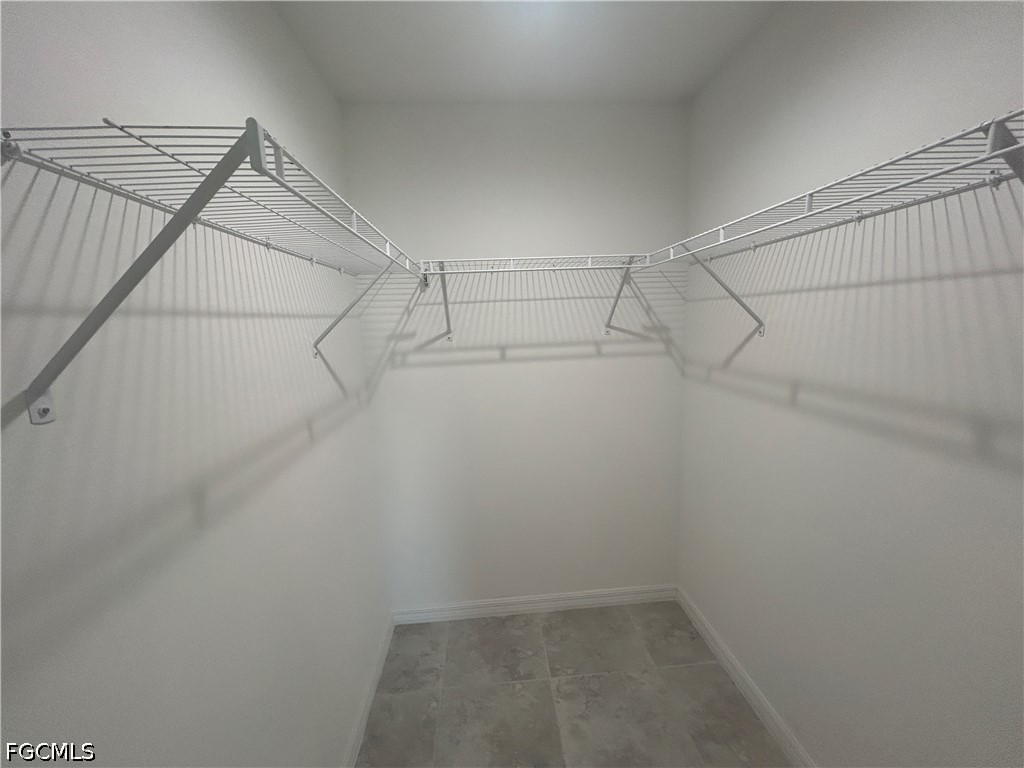 4 Bed Waterfront Home for Sale in Cape Coral, photo 9