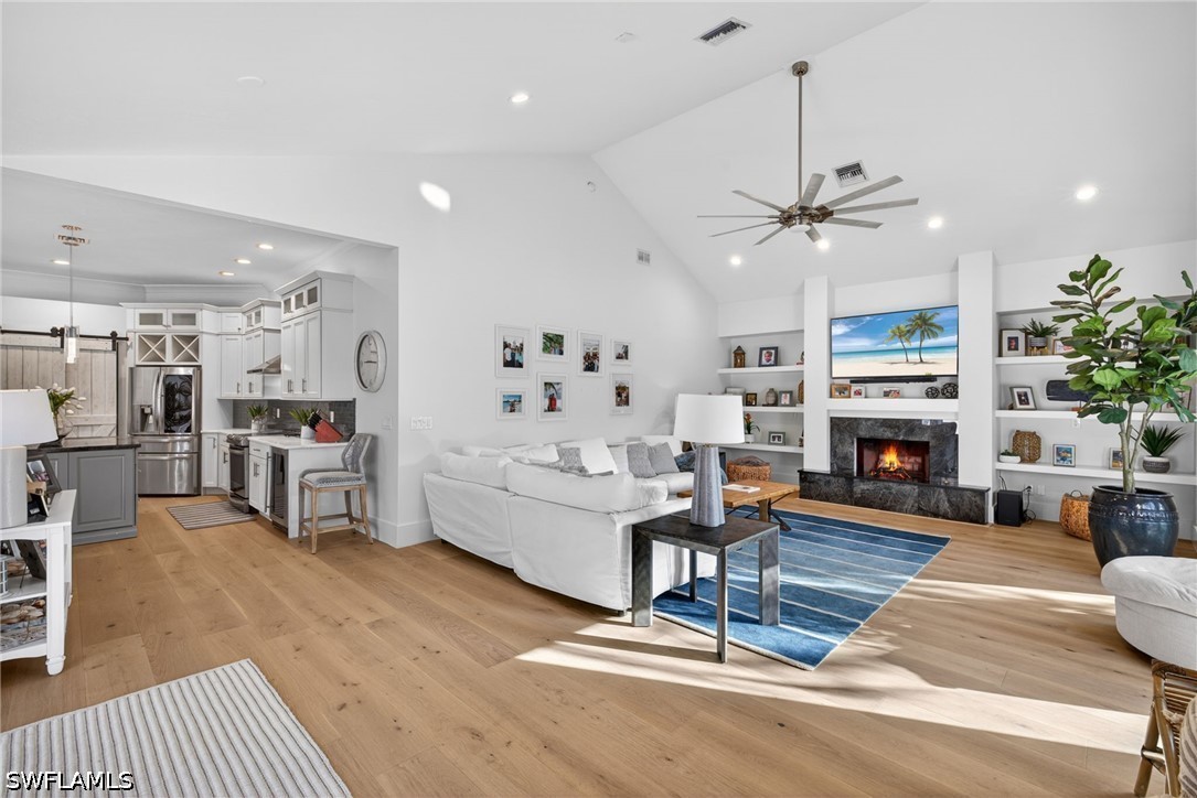 4 Bed Pool Home for Sale in Monterey, photo 9