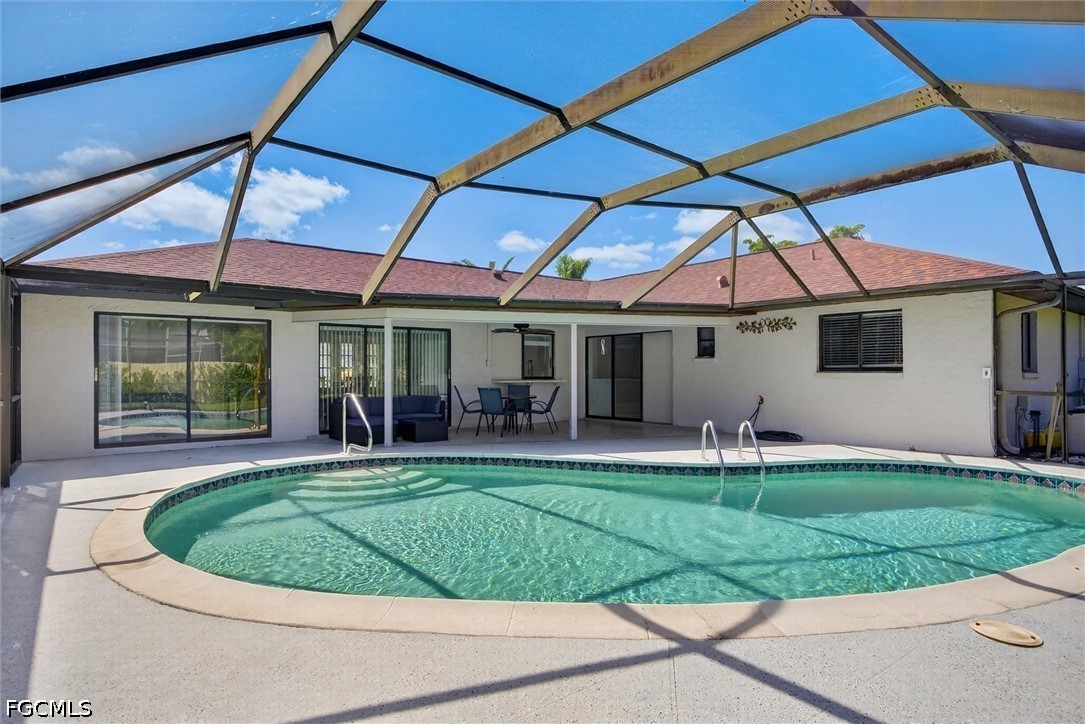3 Bed Pool Home for Sale in Whiskey Creek, photo 9