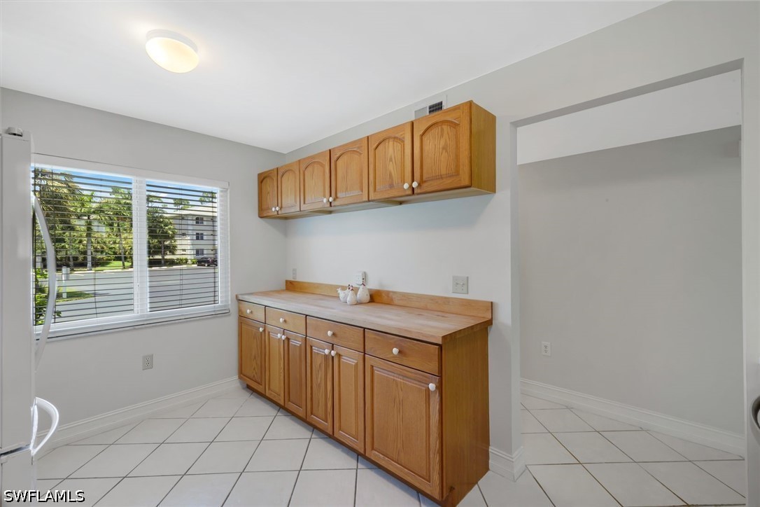 2 Bed Waterfront Home for Sale in Naples, photo 9