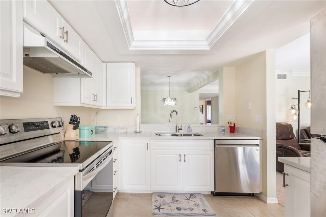 2 Bed Condominium for Sale in Country Glen, FL, $262,000 — photo 10