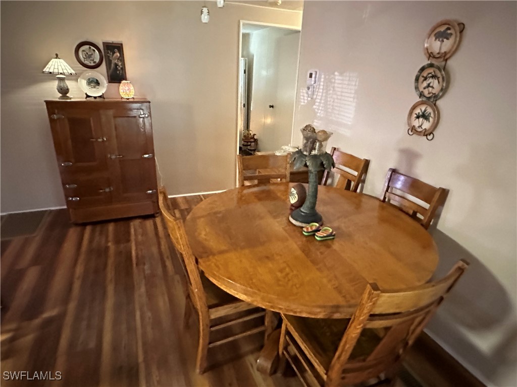 3 Bed ManufacturedHome for Sale in Carriage Village, FL — photo 10