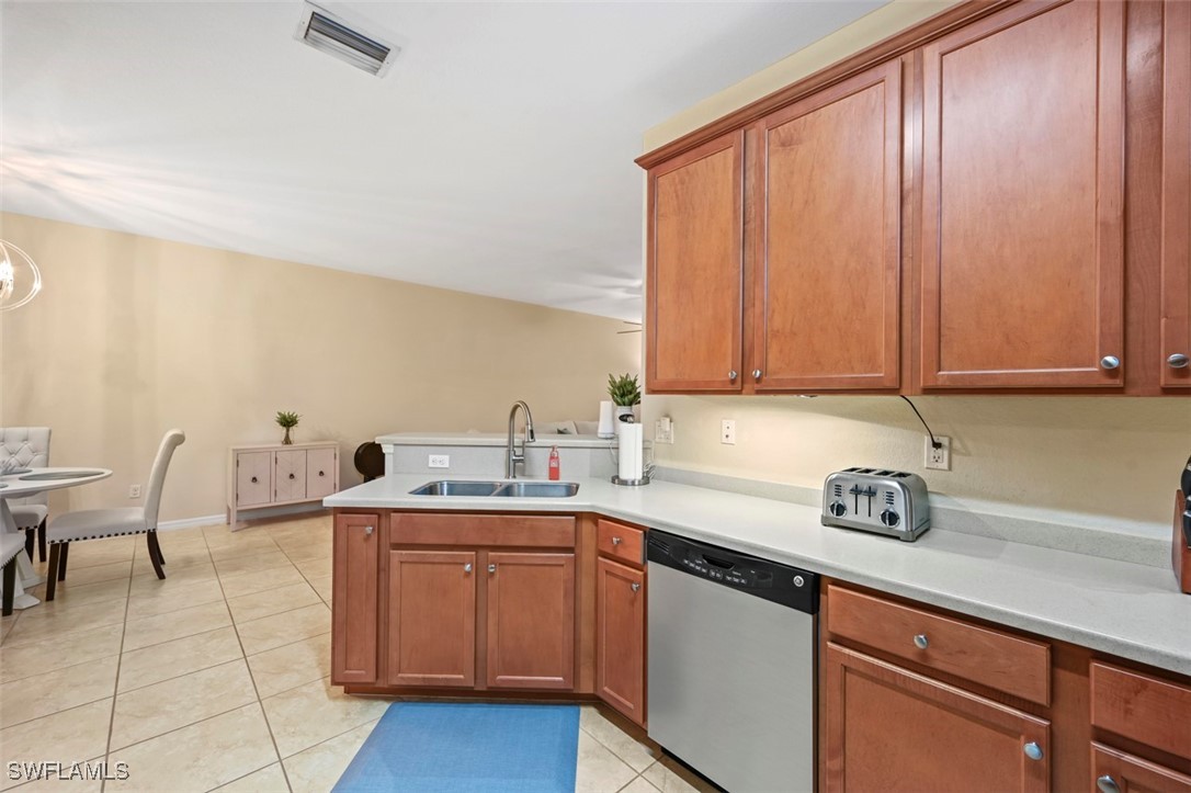 2 Bed Attached for Sale in Bella Terra, FL — photo 10