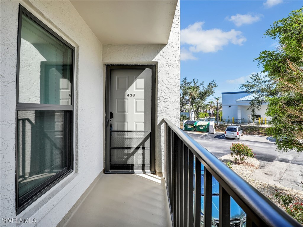 2 Bed Condominium for Sale in Fort Myers Beach, FL, $315,000 — photo 10