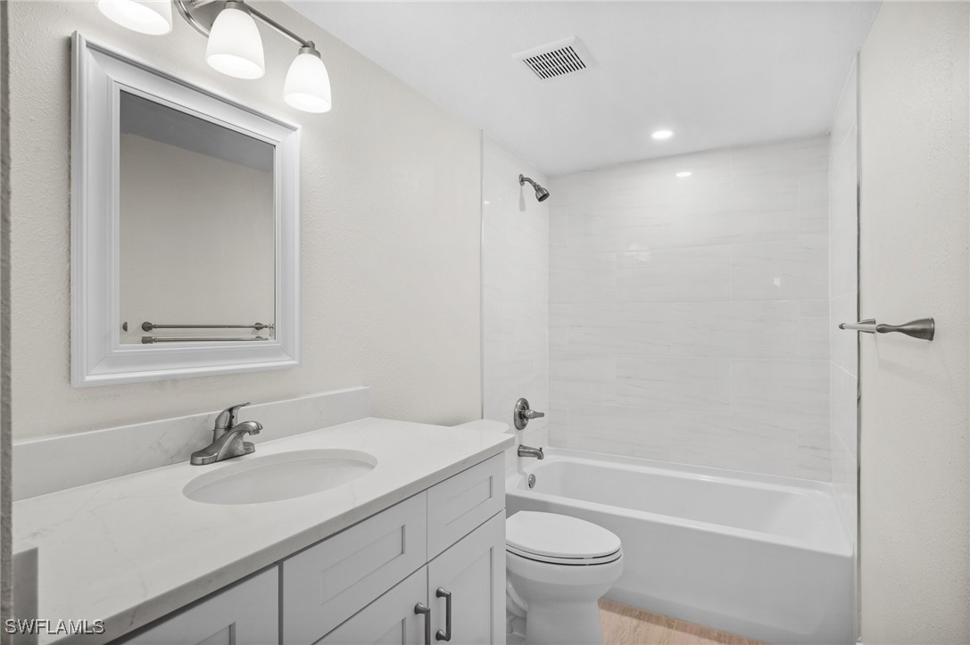 2 Bed Condominium for Sale in Royal Bay Villas, photo 10
