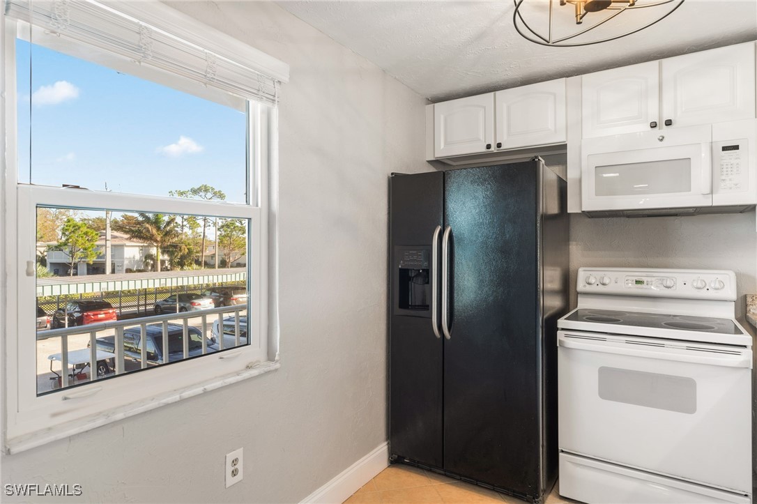 1 Bed Condominium for Sale in Seven Lakes, FL, $85,000 — photo 10