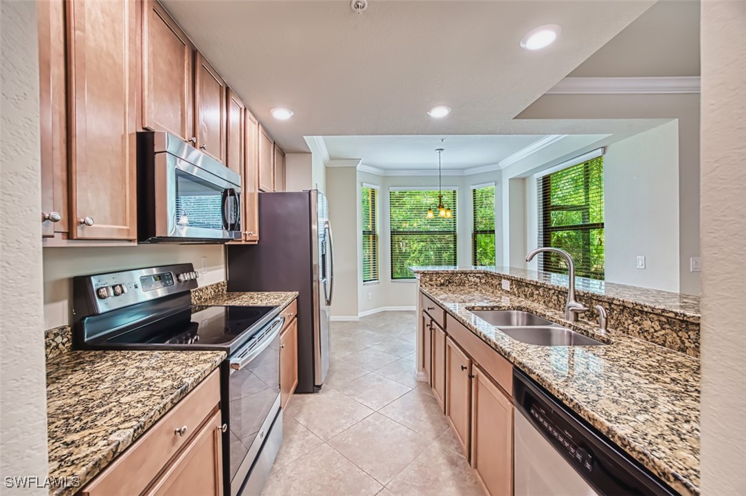 2 Bed Condominium for Sale in Palmetto Cove, FL, $249,000 — photo 10