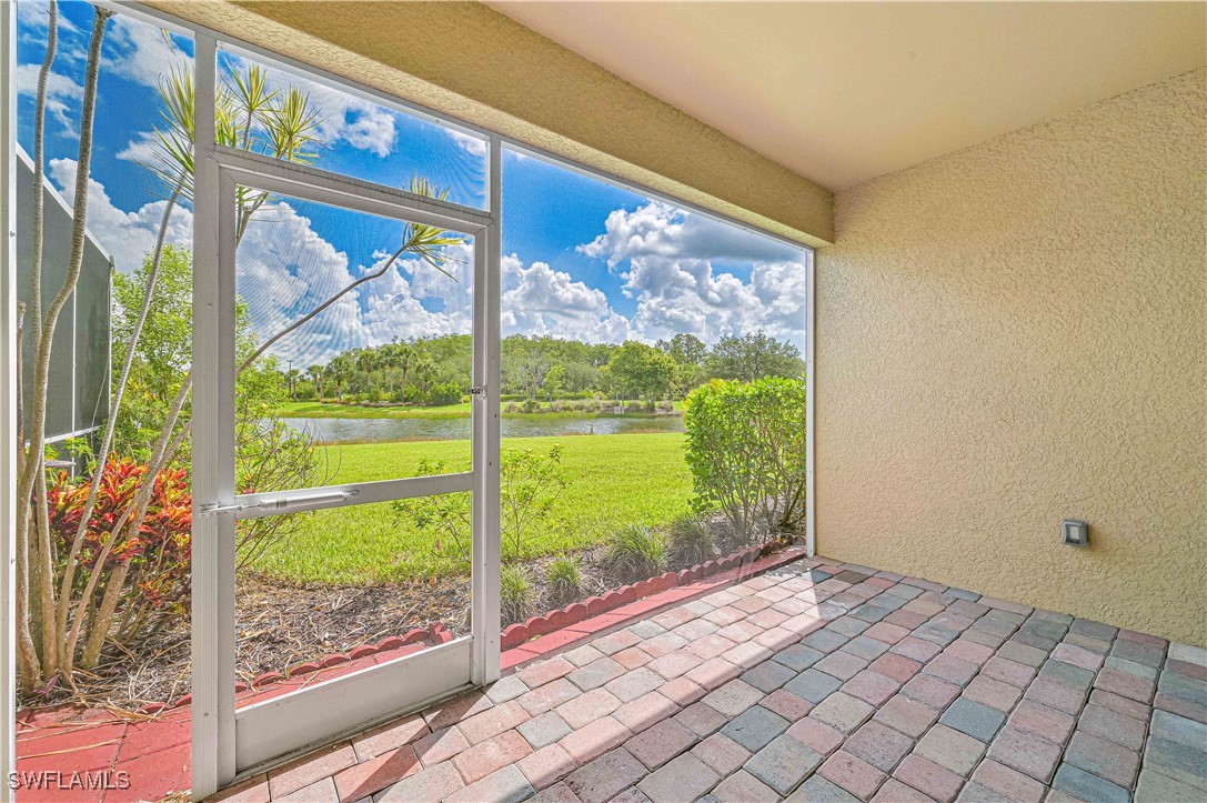 2 Bed Waterfront Home for Sale in Cascades, photo 10