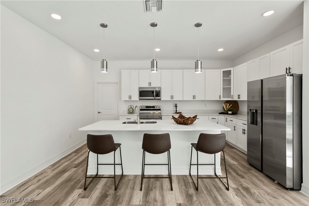 3 Bed SingleFamilyResidence for Sale in Port Charlotte, photo 10