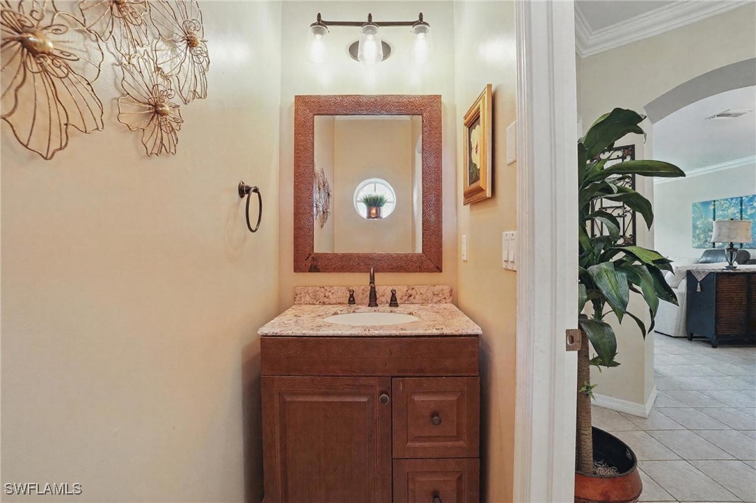 3 Bed Townhouse for Sale in Colonnade At Forum, FL, $295,000 — photo 10