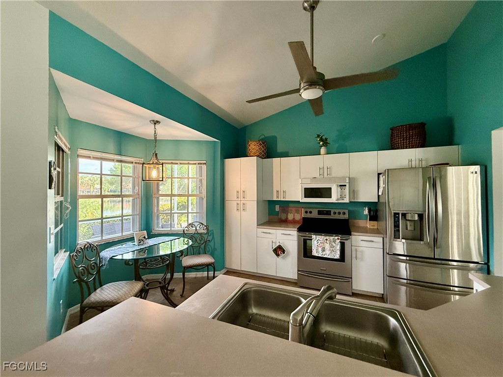 2 Bed Waterfront Home for Sale in Del Vera Country Club, FL — photo 10