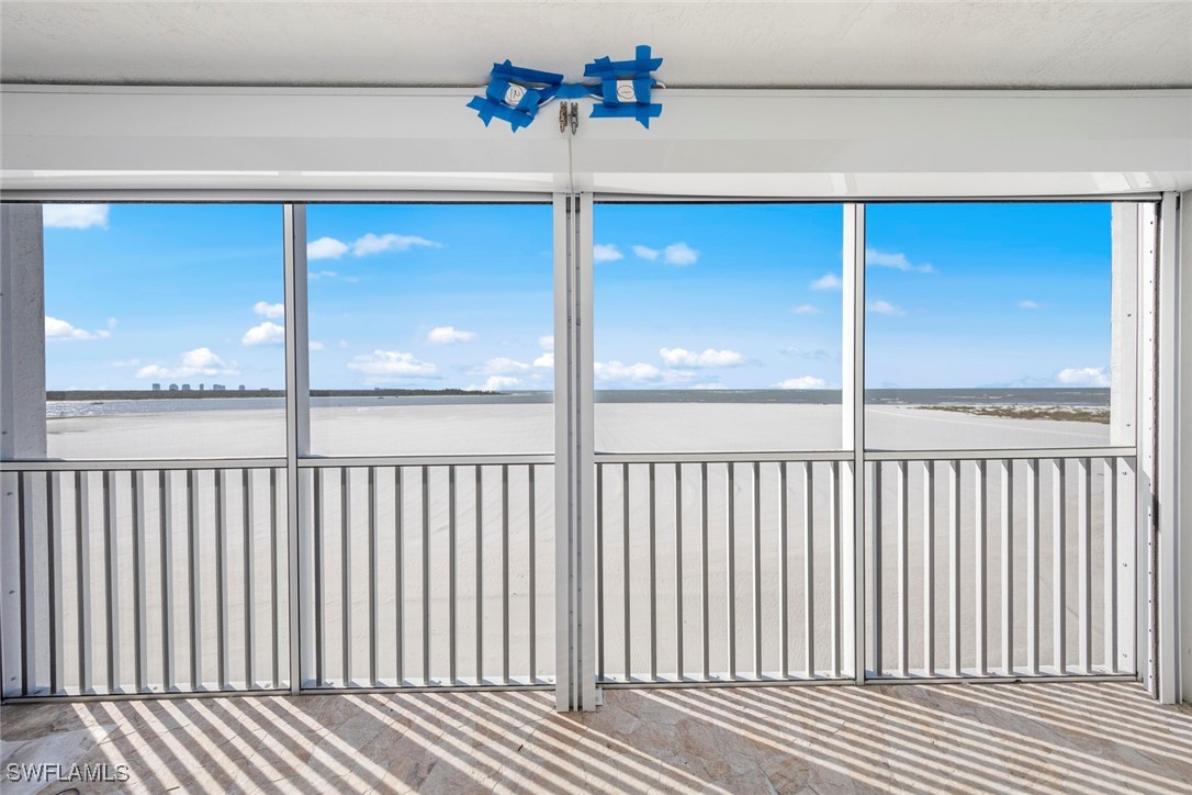 2 Bed Waterfront Home for Sale in Castle Beach Condo, FL — photo 10