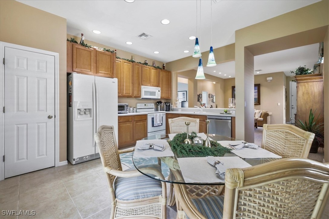 3 Bed SingleFamilyResidence for Sale in Not Applicable, FL — photo 10