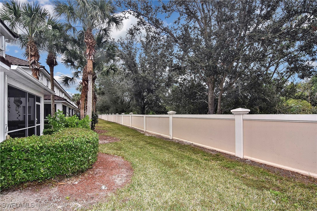 2 Bed Townhouse for Sale in Olympia Pointe, FL, $174,900 — photo 10