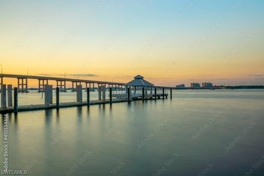 Waterfront Home for Sale in Cape Coral, photo 10