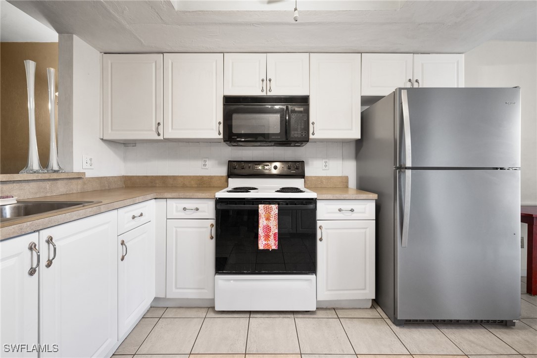 2 Bed Condominium for Sale in Misty Pines, FL, $174,999 — photo 10