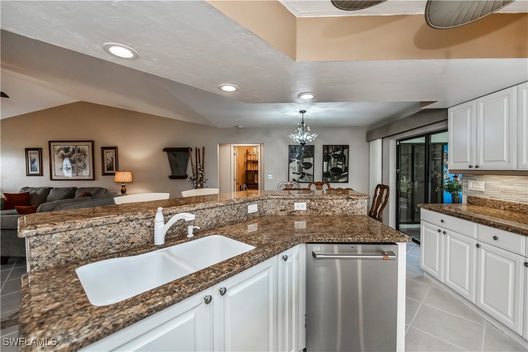 2 Bed SingleFamilyResidence for Sale in Cape Coral, FL — photo 10