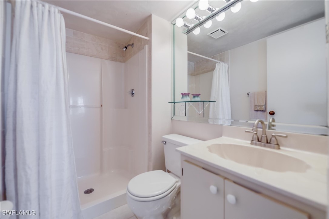 2 Bed Condominium for Sale in Fort Myers Beach, FL, $299,000 — photo 10