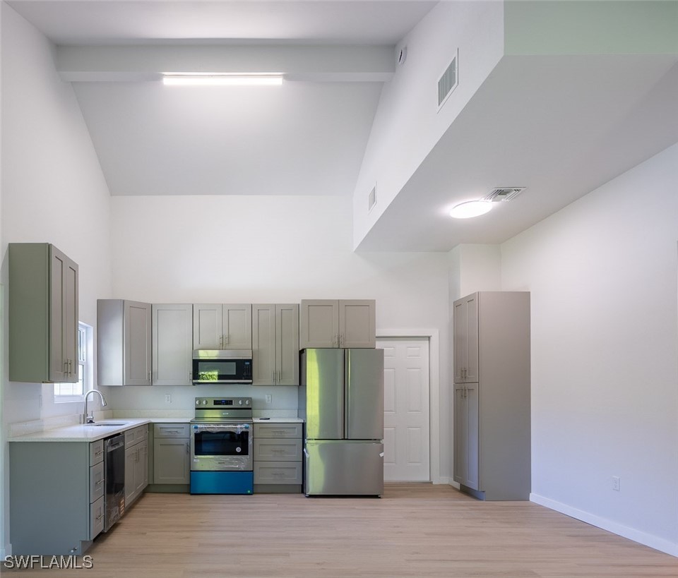 3 Bed SingleFamilyResidence for Sale in Punta Gorda, FL — photo 10