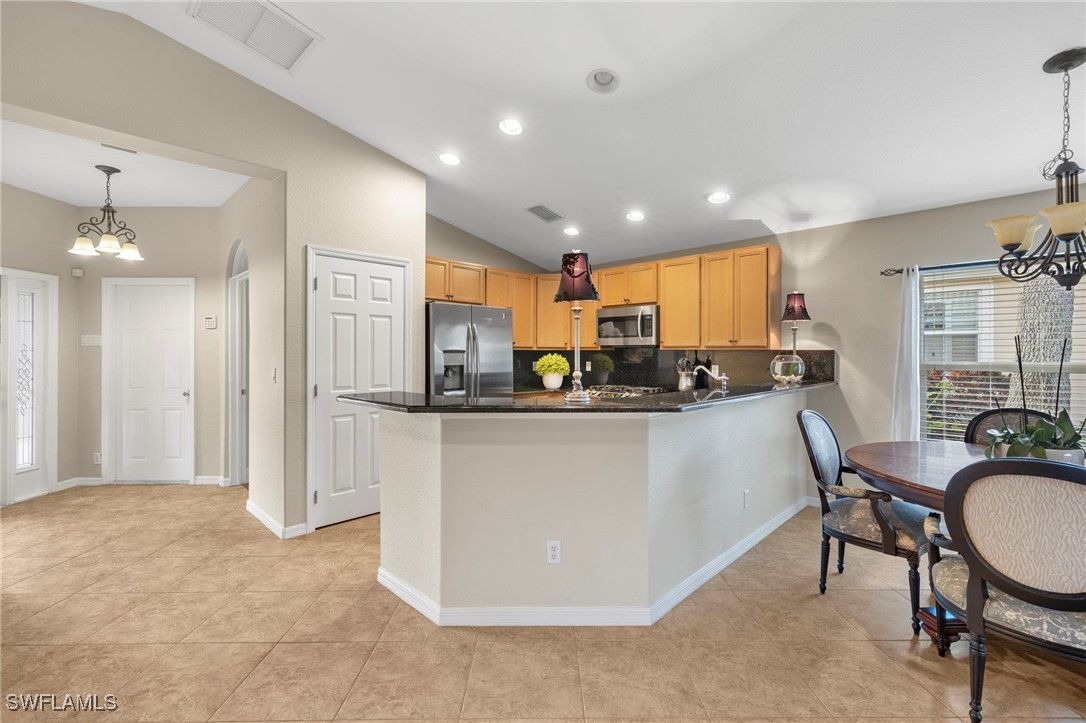 2 Bed SingleFamilyResidence for Sale in Estero, photo 10