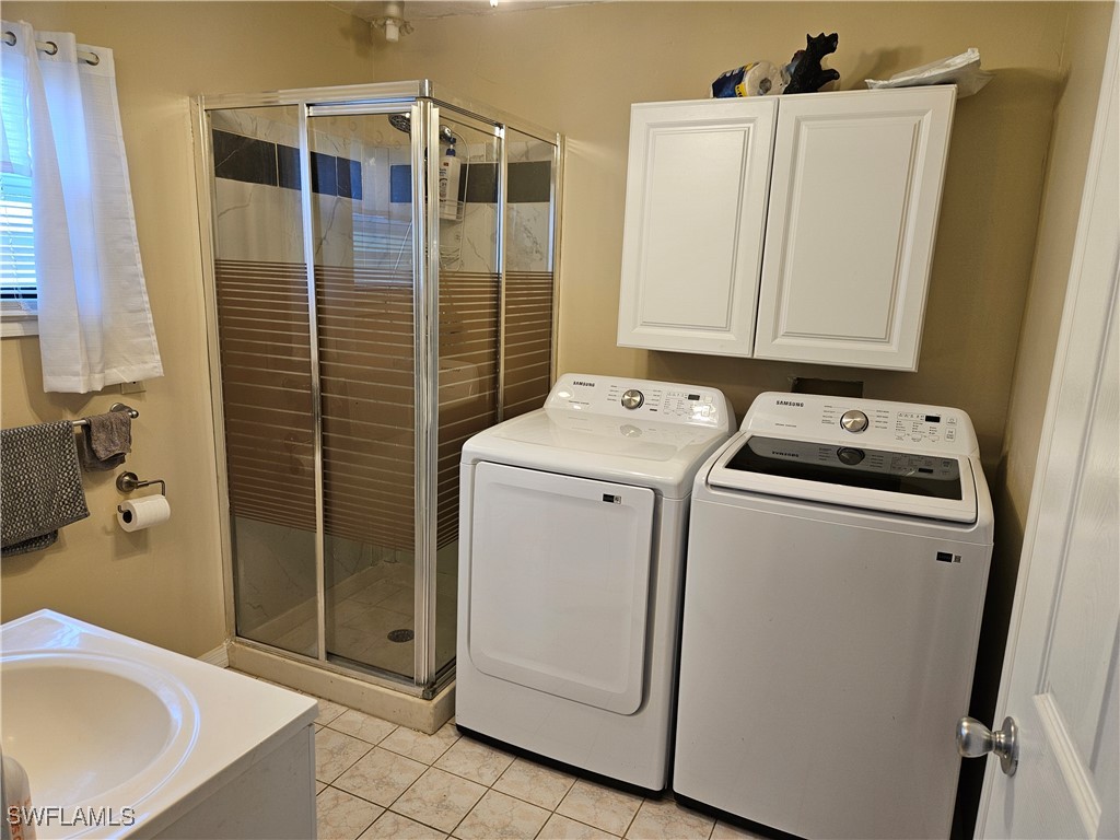 2 Bed SingleFamilyResidence for Sale in Hills T.P., FL — photo 10