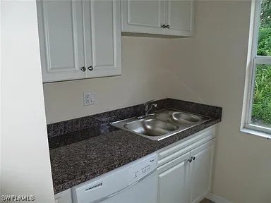 6 Bed Duplex for Sale in San Carlos Park, FL, $599,000 — photo 10