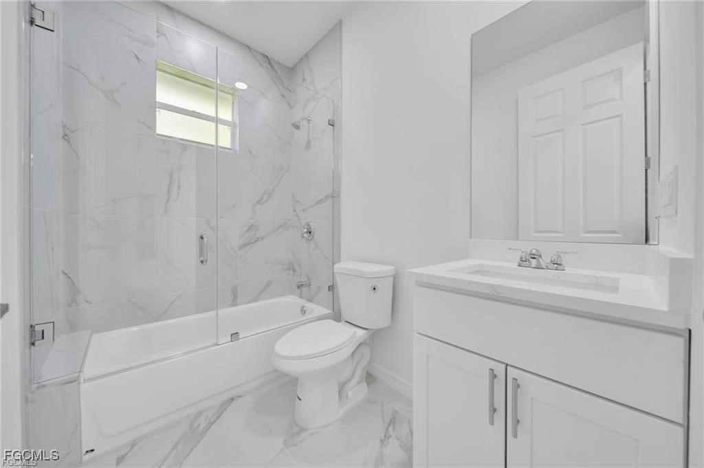 3 Bed SingleFamilyResidence for Sale in Lehigh Acres, photo 10