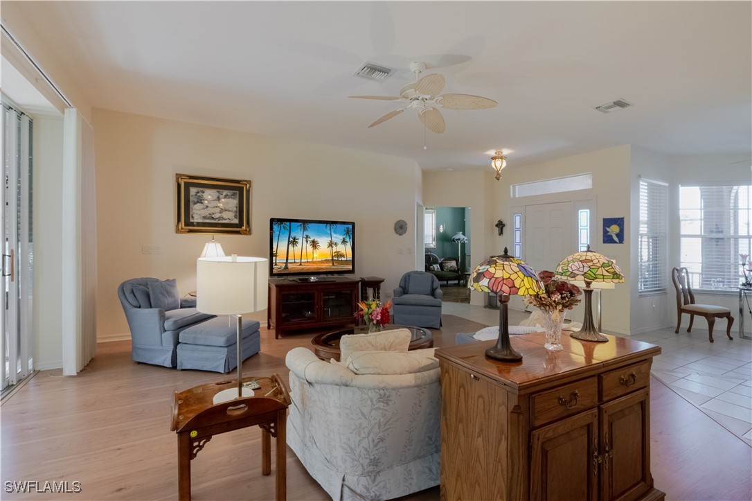2 Bed SingleFamilyResidence for Sale in North Fort Myers, FL — photo 10