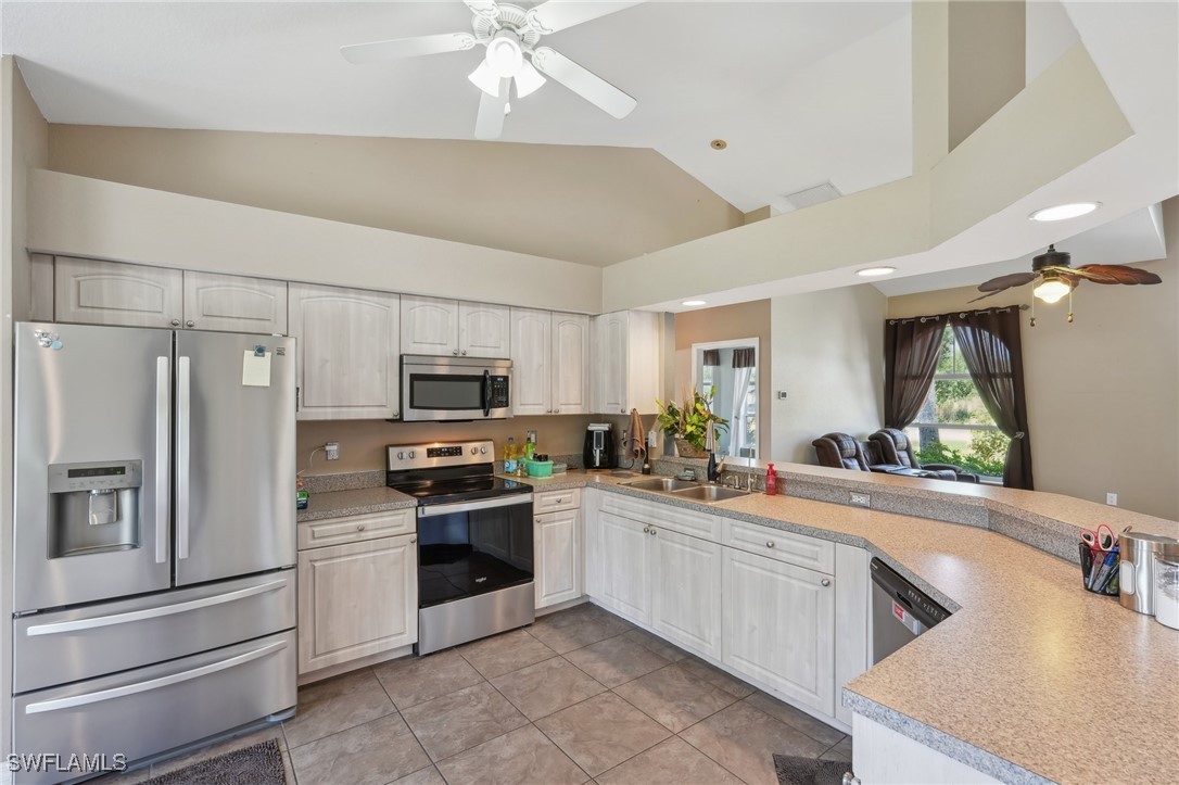 3 Bed SingleFamilyResidence for Sale in Lehigh Acres, FL — photo 10