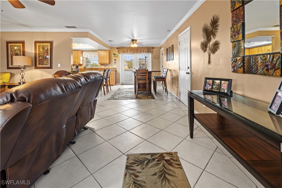 3 Bed Waterfront Home for Sale in Cape Coral, photo 10