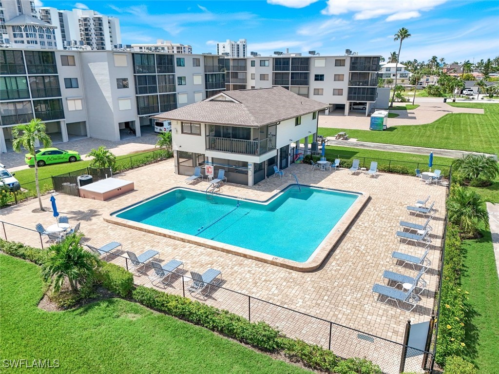 2 Bed Condominium for Sale in Fort Myers Beach, FL, $350,000 — photo 10