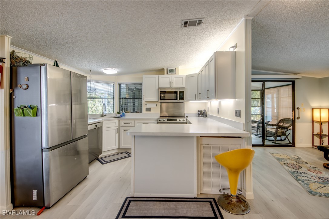 2 Bed Waterfront Home for Sale in Pine Island Cove, photo 10