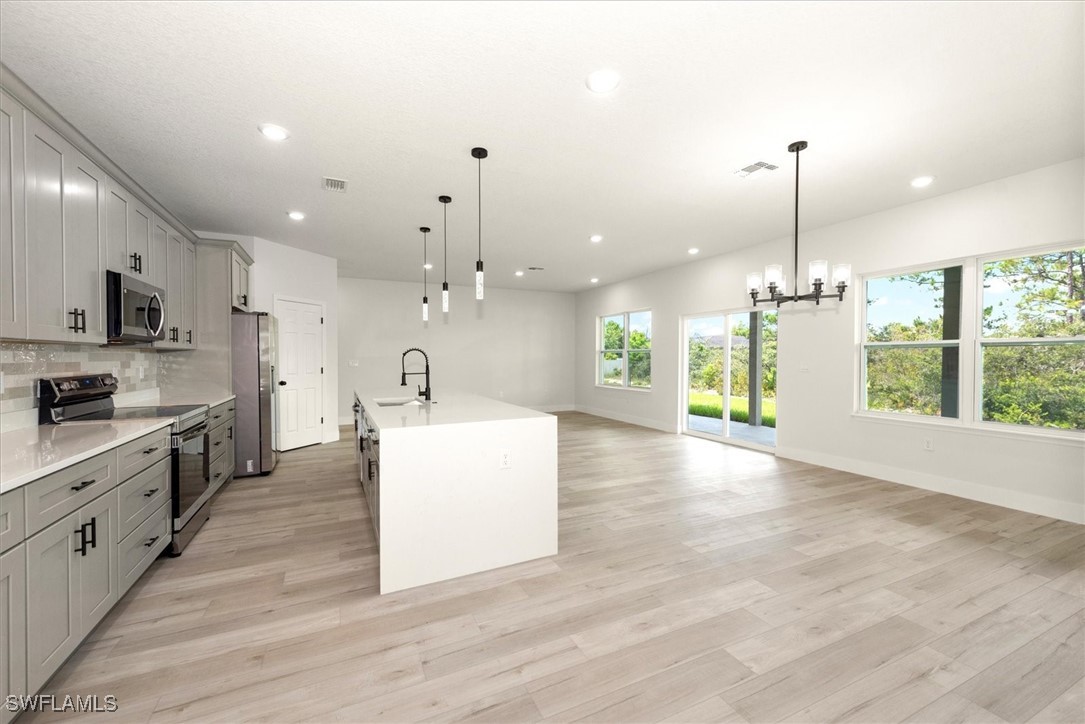 4 Bed SingleFamilyResidence for Sale in Sun N Lakes, photo 10