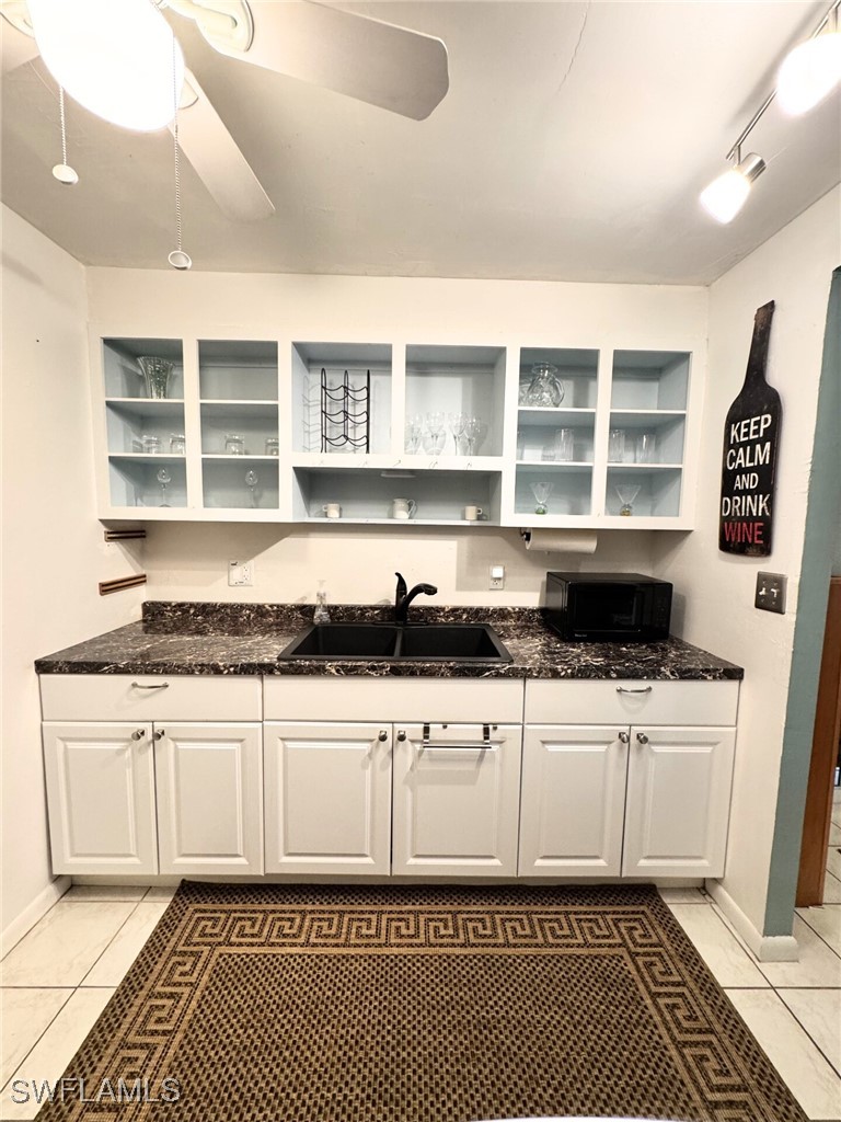 2 Bed Condominium for Sale in Fort Myers, FL, $100,000 — photo 10