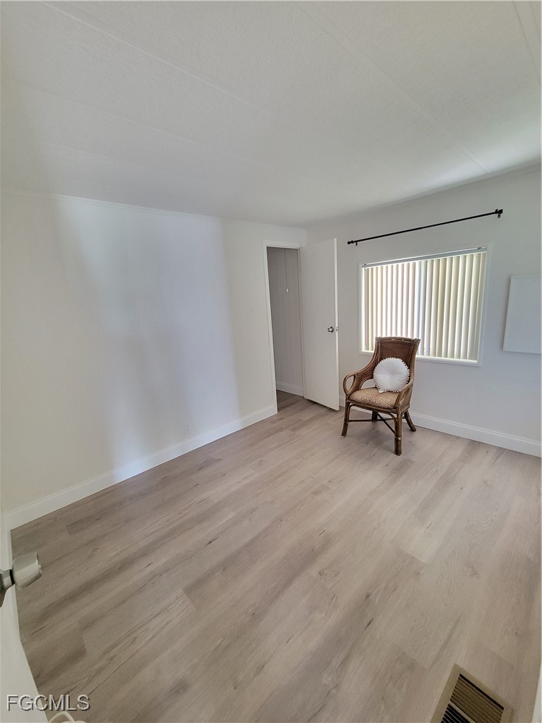2 Bed ManufacturedHome for Sale in Old Bridge Village, FL — photo 10