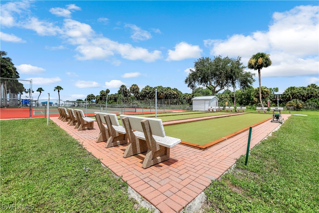1 Bed ManufacturedHome for Sale in Naples, FL, $89,000 — photo 10