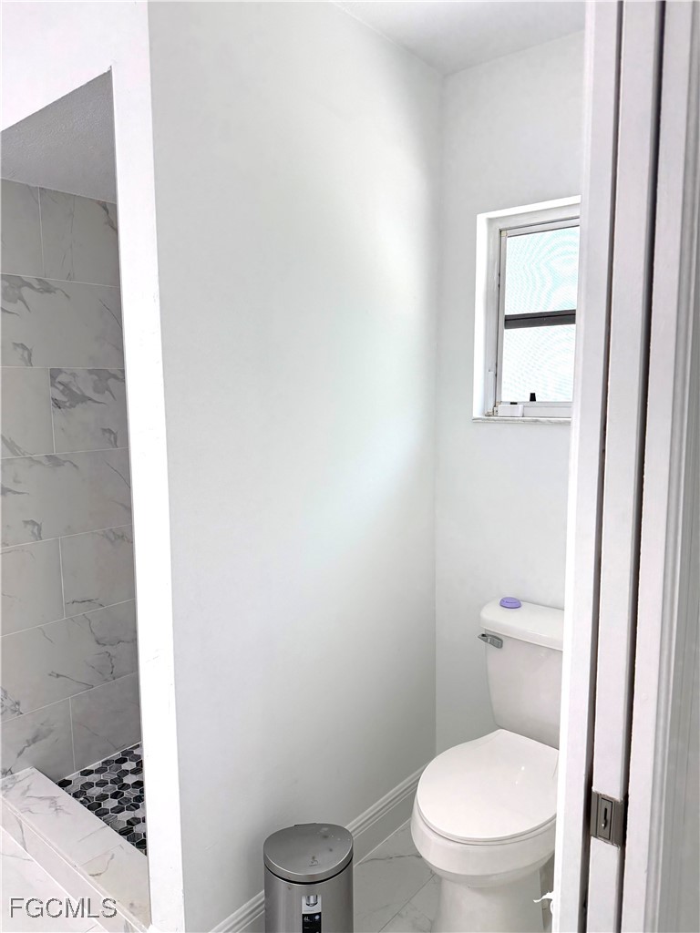 4 Bed SingleFamilyResidence for Sale in Lehigh Acres, FL — photo 10